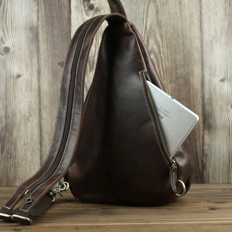 Unique Casual Genuine Leather Triangle Male Female Travlling Bagpacks For Ipad Small Backpack Portable Men Bags