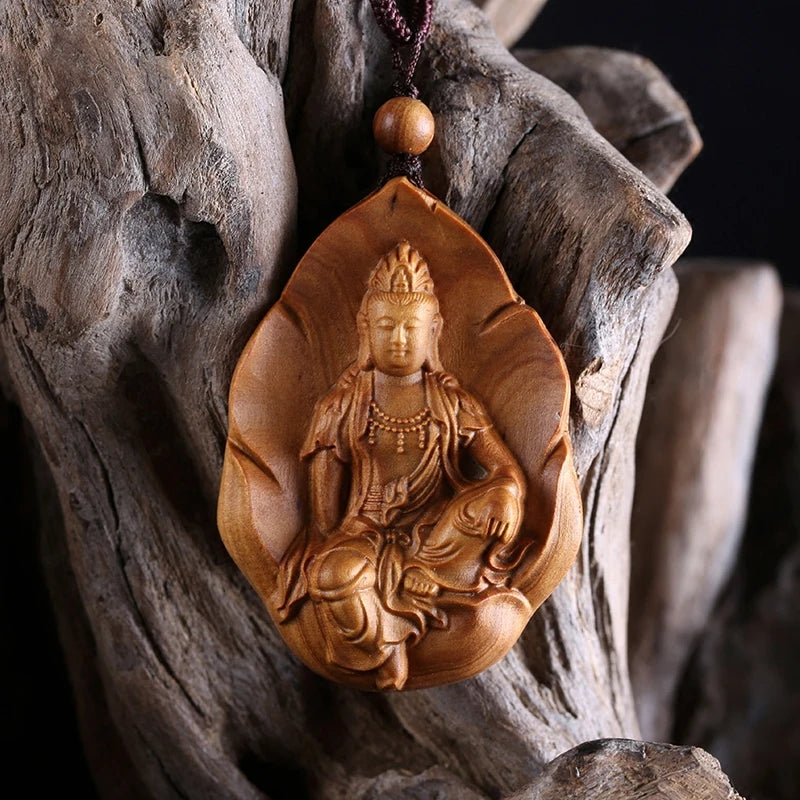 Unisex Wooden Guanyin Statue Pendant Wooden Buddha Pendant Bodhisattva Necklace Delicate Jewelry Gift Wooden Accessories