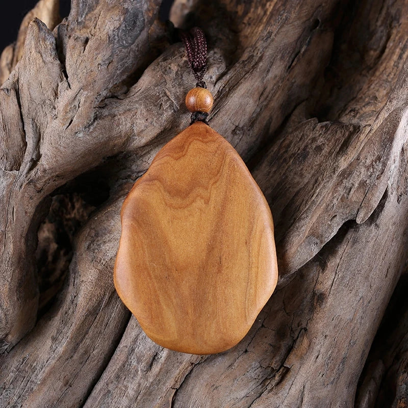 Unisex Wooden Guanyin Statue Pendant Wooden Buddha Pendant Bodhisattva Necklace Delicate Jewelry Gift Wooden Accessories