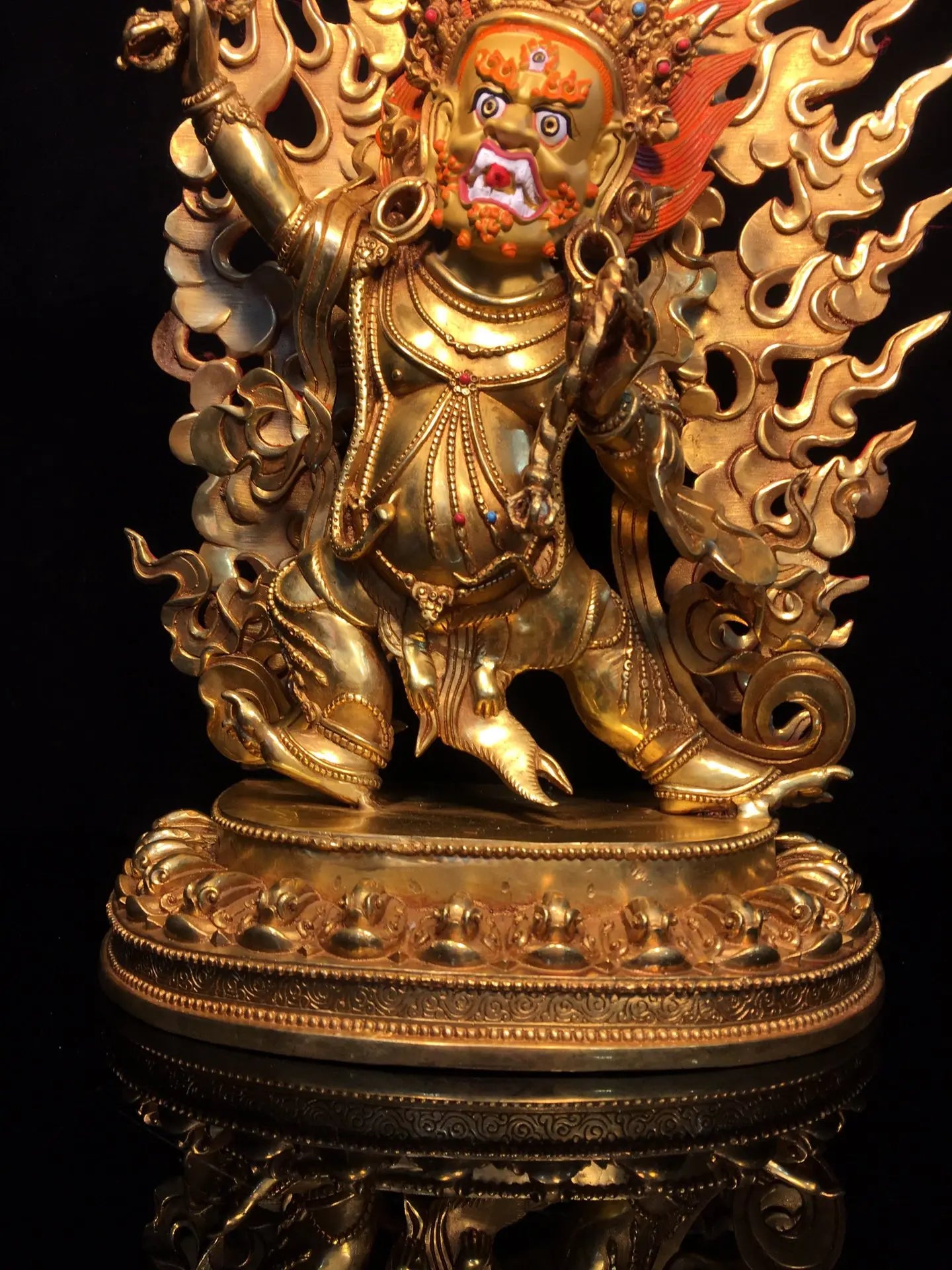 مجموعة معبد التبت ، لوحة سينابار ذهبية قديمة ، إضاءة خلفية Vajrapani Bodhisattva ، منصة لوتس ، قاعة العبادة ، 17"