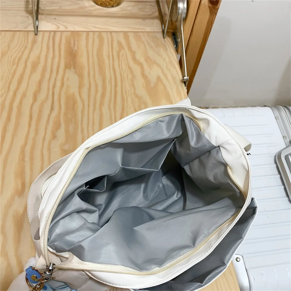 Vintage Canvas Messenger Bag Student Commute Tote Bag Women's Leisure Canvas Shoulder Bags Simplicity Large-Capacity Nylon Bag