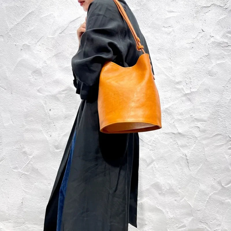 Vintage Cowhide Genuine Leather Bucket Bag Single Shoulder Crossbody Straps Adjustable Handbags Fashion Luxury Solid Purses