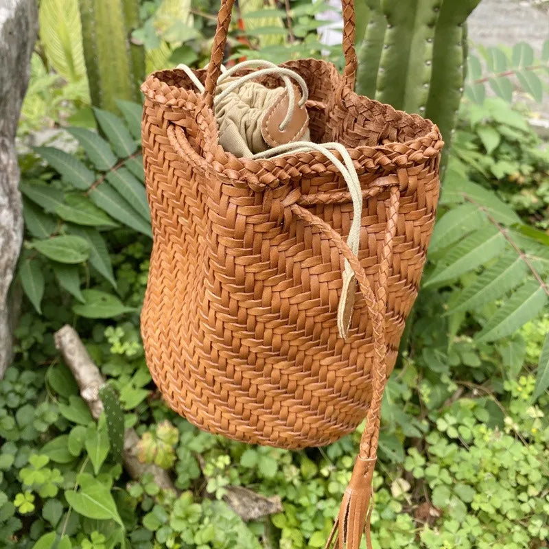 Vintage Drawstring Crossbody Shoulder Bag Large Capacity Genuine Leather Bucket Bag High Quality Handmade Weave Handbags Purses