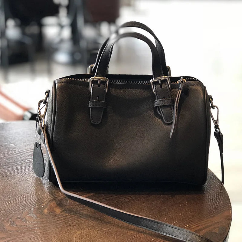 Vintage Handmade Women's Bag 2024 New High Qaulity Cowhide Boston Bags Large Capacity Commuter Soft Genuine Leather Bolsas