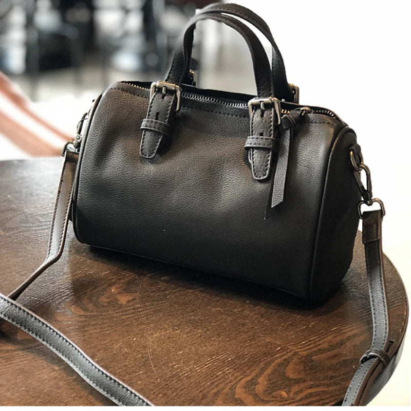 Vintage Handmade Women's Bag 2024 New High Qaulity Cowhide Boston Bags Large Capacity Commuter Soft Genuine Leather Bolsas