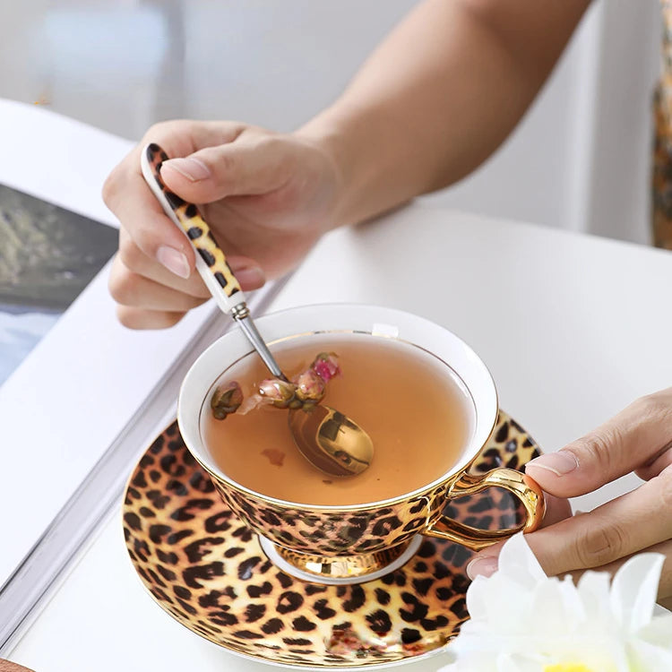 Vintage Leopard Bone Porcelain Premium Coffee Cup European Small Luxury Afternoon Tea Cup Set Ceramic Cup and Plate