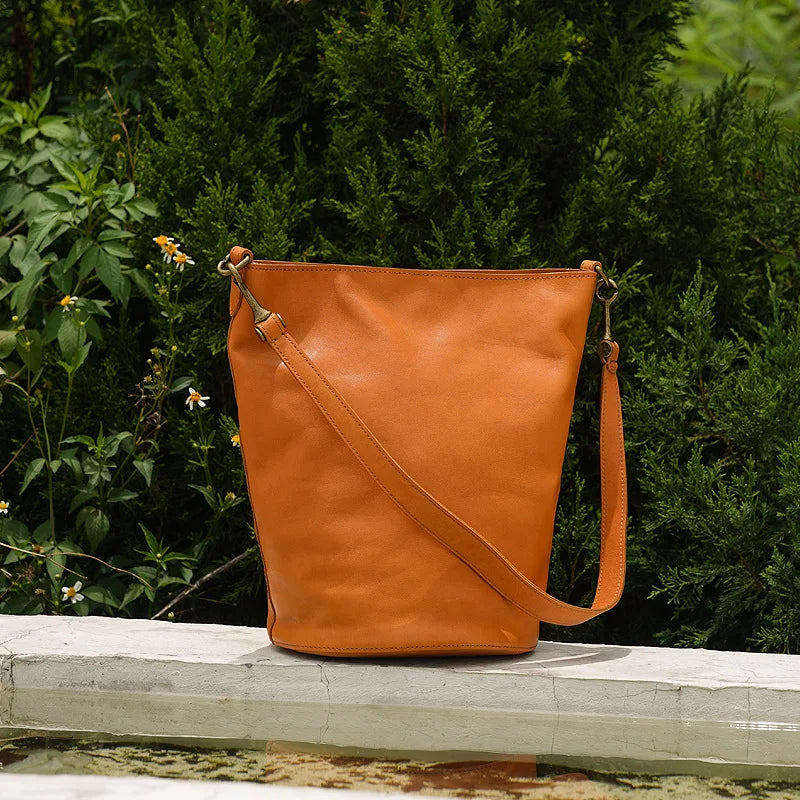 Vintage Solid Genuine Leather Women Fashion Shoulder Bag Simple Soft Bucket Bags High Quality Designer Large Capacity Purse