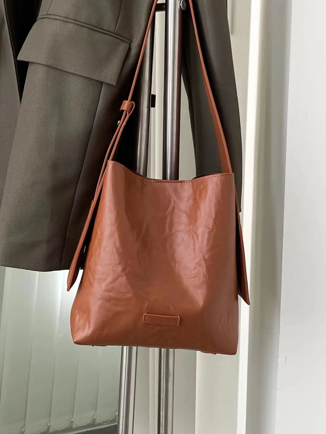 Vintage Women Large Capacity Bag All-match Soft Bucket Tote Bags Ladies Casual Commuter All-match Underarm Shoulder Handbags