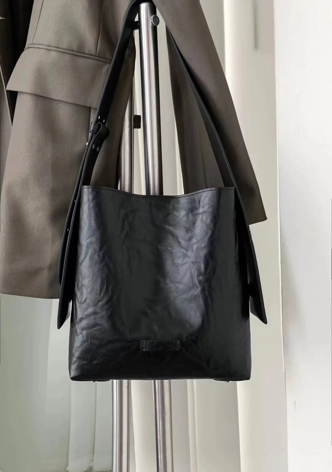 Vintage Women Large Capacity Bag All-match Soft Bucket Tote Bags Ladies Casual Commuter All-match Underarm Shoulder Handbags