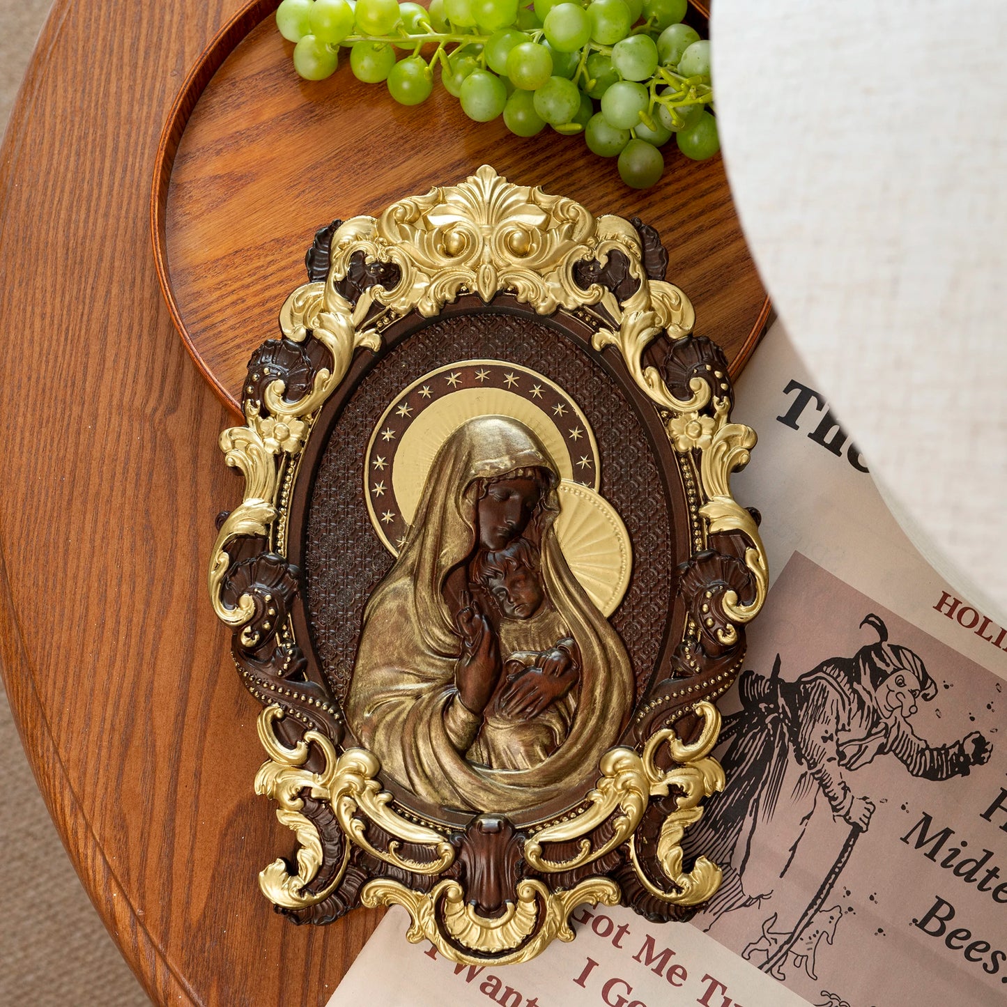 Virgin Mary and Baby Jesus Wood Carving Decoration Catholic Religious Home Hanging Decoration Virgin Mary Christian Saints Gift