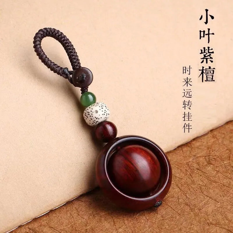 When Little Leaf Red Sandalwood comes and goes, the key buckle, handle, car pendant, wooden carving, sandalwood keychain, one