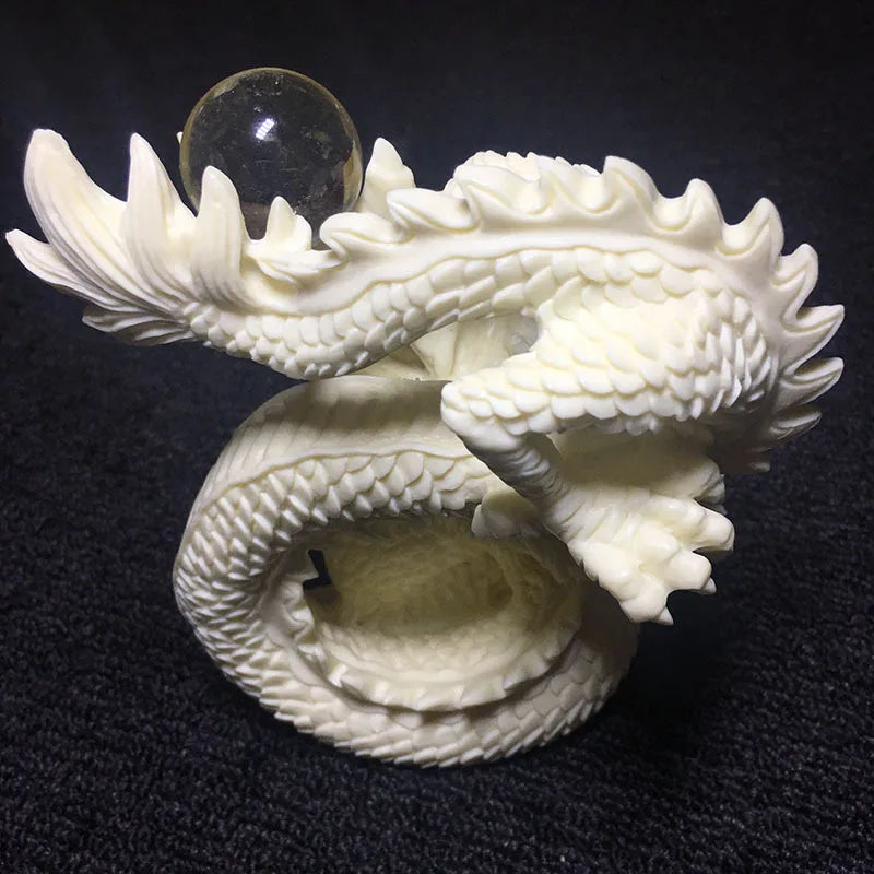 White Plate Dragon Play Beads Mascot Sculpture Statue，Modern art sculpture，High-end home decorations，Chinese mascot gift statue