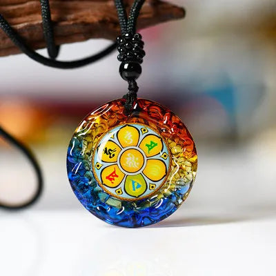 Wholesale Buddhist supplies 12P Greco-Buddhist Guan yin Guru Rinpoche buddha powerful Mantra crystal Pendant Amulet Talisman