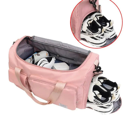 Wholesale fashion new sports and fitness bags, leisure bags, large capacity outdoor business travel bags, storage bags