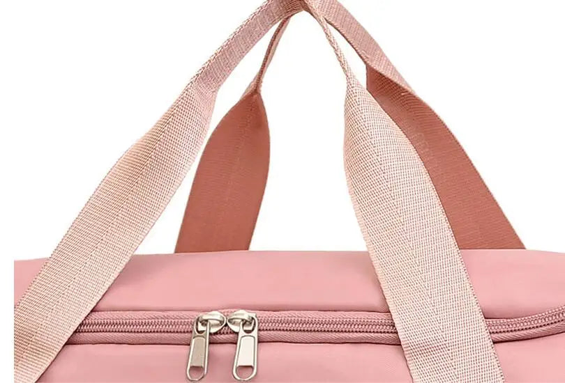 Wholesale fashion new sports and fitness bags, leisure bags, large capacity outdoor business travel bags, storage bags