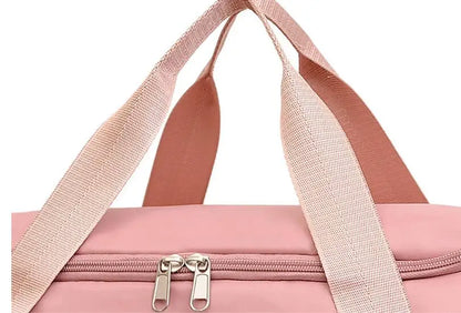 Wholesale fashion new sports and fitness bags, leisure bags, large capacity outdoor business travel bags, storage bags