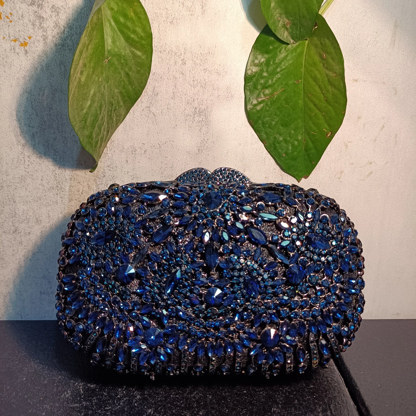 Woman Dark Blue Purple Wedding Bridal Evening Bag Retro Style Crystal Diamond Purse Female Gala Banquet Dinner Party Handbag
