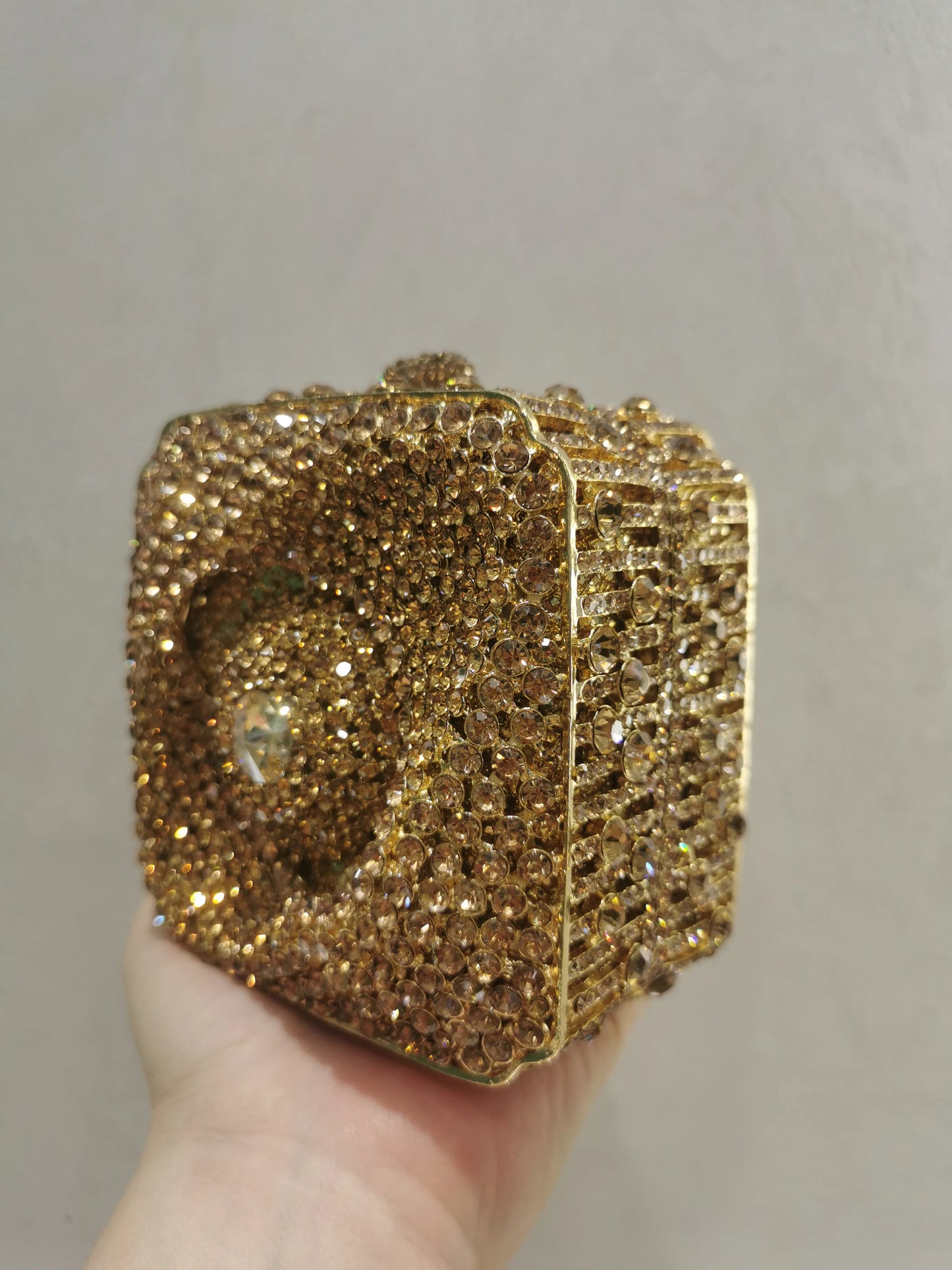 Woman Gold Green Hollow Out Diamond Party Handbag Mini Shape Metal Crystal Evening Purse Wedding Bridal Dinner Birthday Prom Bag