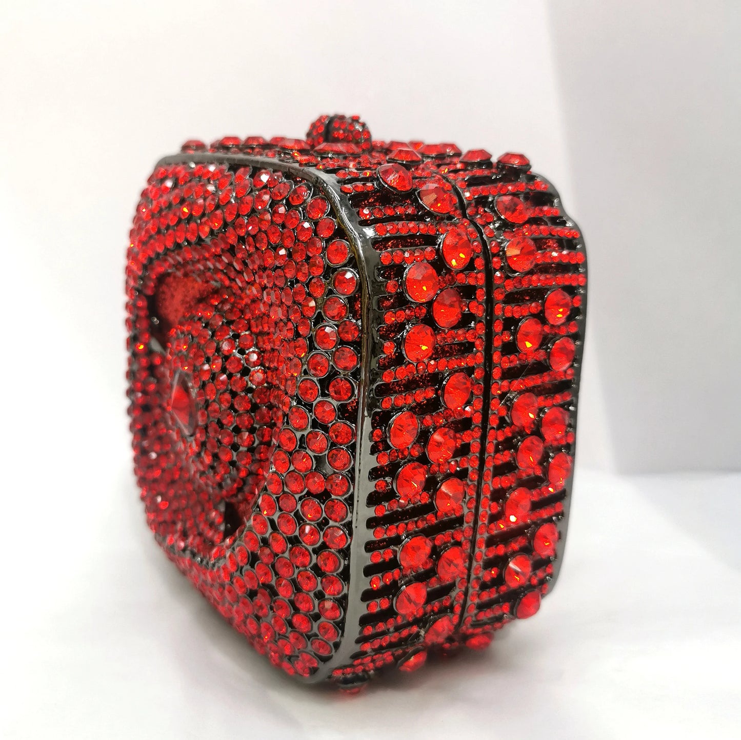 Woman Red Diamond Square Shape Evening Purse Bridal Dinner Mini Metal Hollow Out Handbag Crystal Wedding Party Gala Clutch Bag