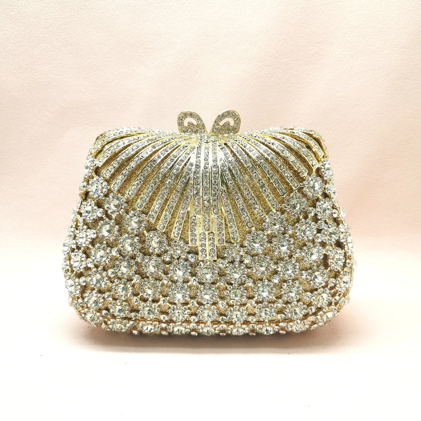 Woman White Flower Diamond Evening Purses Hollow Out Floral Dinner Metal Handbags Crystal Stone Wedding Bridal Party Clutch Bag
