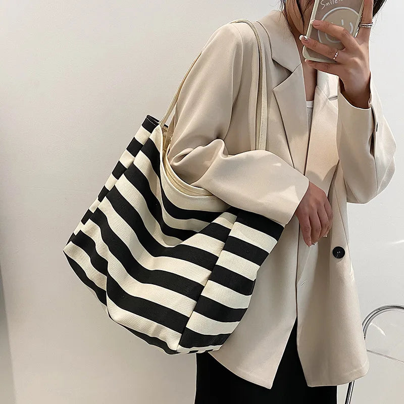 Women Canvas Tote Bag Designer Ladies Casual Handbag Shoulder Bag Large Capacity CrossBody Bag Ladies Messenger Bag Beach Bags