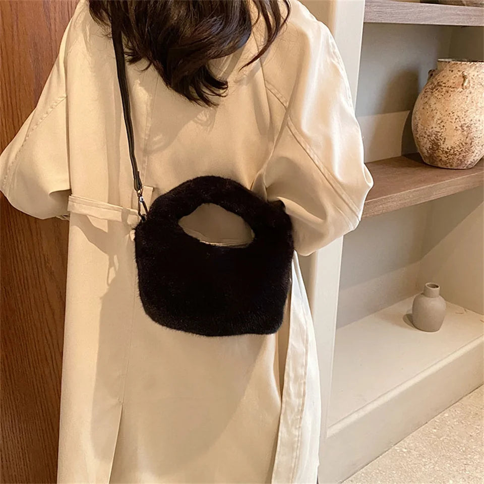 Women Crossbody Bag Shoulder Bag Brand Designer  PU Plush Luxury Bucket Crossbody Shopper Bag Handbag