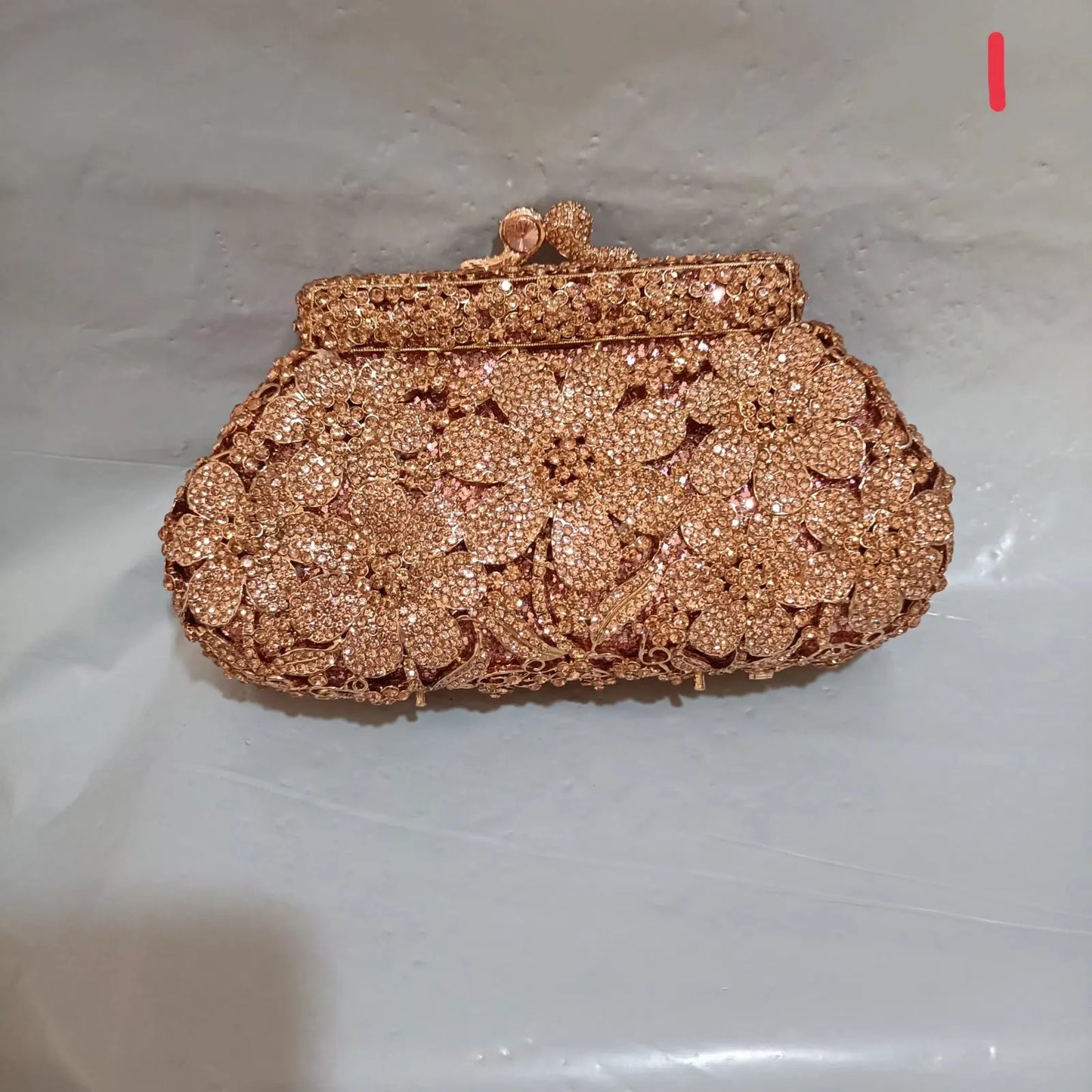 Women Crystal messenger Bags Evening bag Purse Metal Hardcase Bridal Diamond Handbags Wedding Party Minaudiere Handbag Clutch