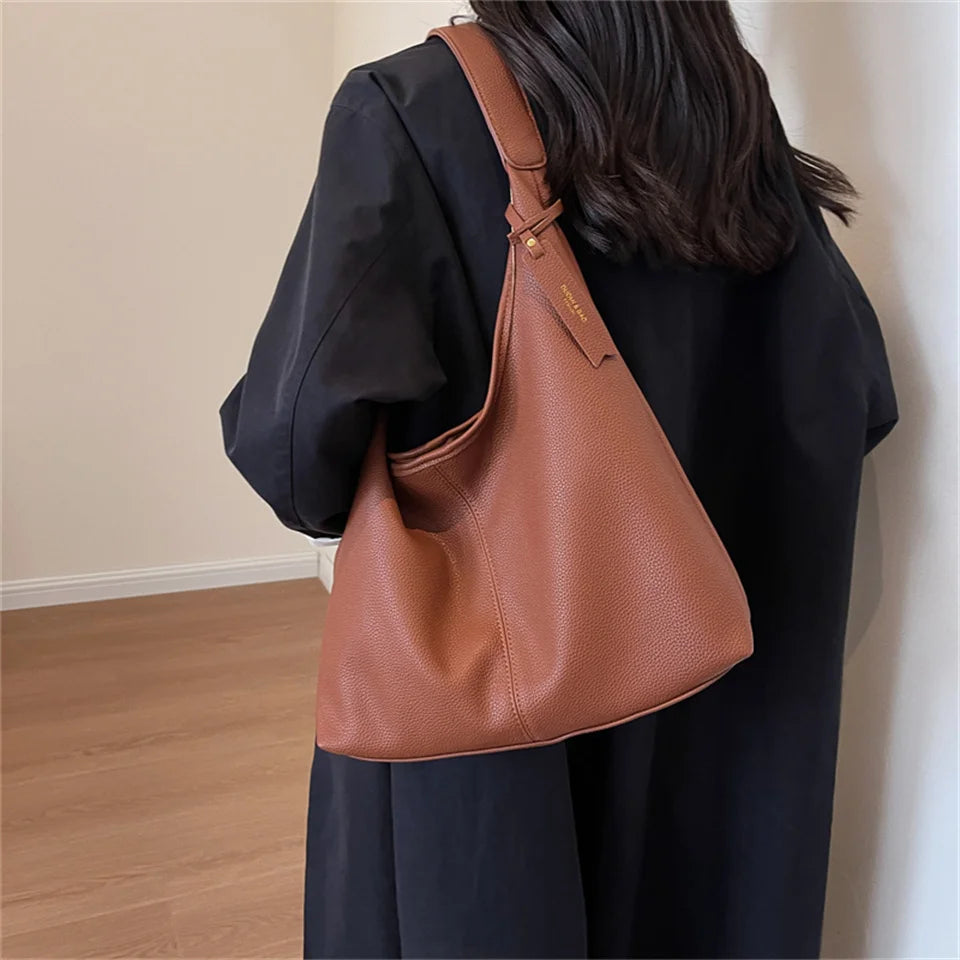 Women Fashion Dumplings Handbag Designer Retro Fashion Cloud Female  Shoulder Bag Tide Messenger Bag Clutch Bag