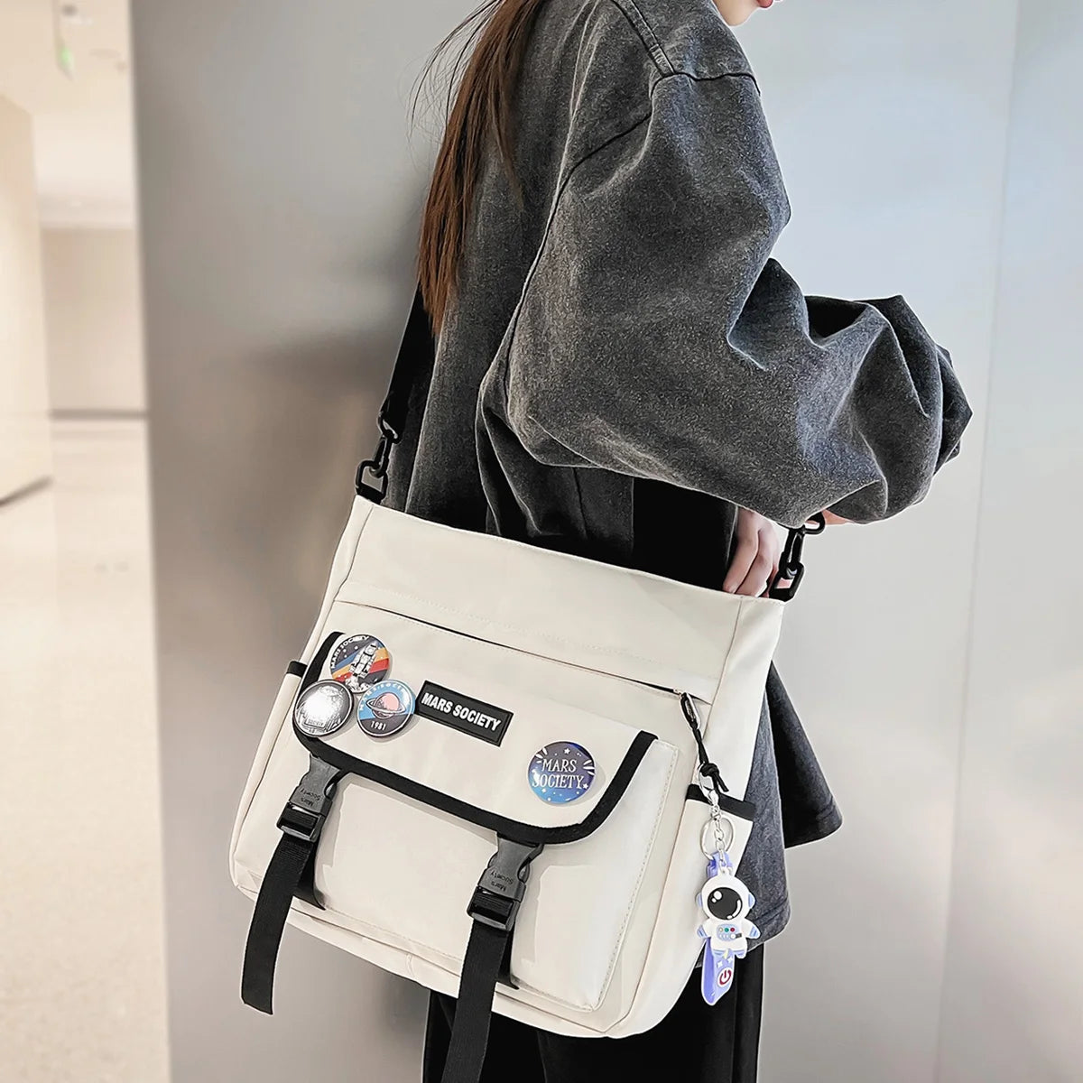 Women Men Cool Handbag Trendy Female High Capacity Crossbody Bags Teen Lady Badge Shoulder Bag Fashion Girl Boy Travel Messenger
