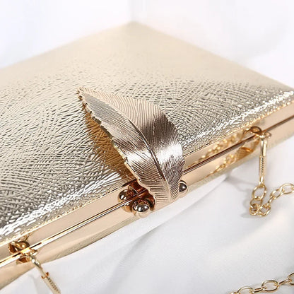 Women Shiny Gold Evening Bag Exquisite Leaf Long Purse Female Bridal Wedding Party Handbag Mini Banquet Day Clutch with Chain