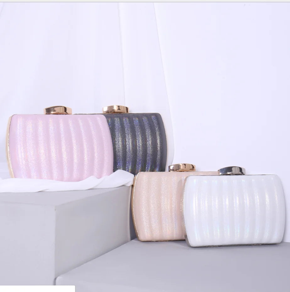 Women Small white Evening Bags female Christmas present Clutch Purses Wedding Rhinestone Handbags Bridal clutch Bags clutches