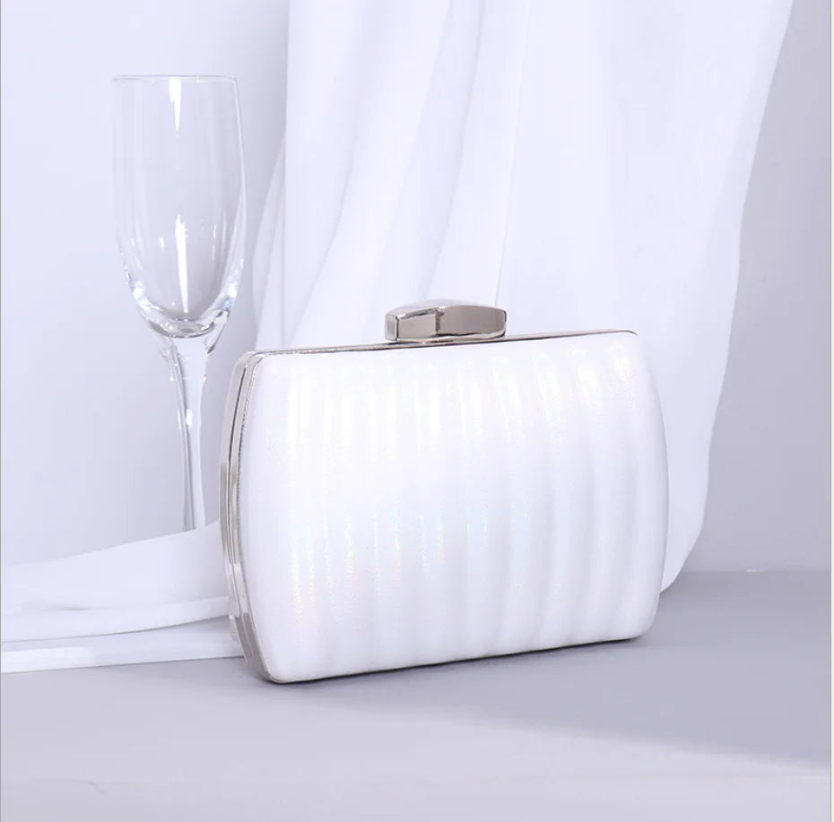 Women Small white Evening Bags female Christmas present Clutch Purses Wedding Rhinestone Handbags Bridal clutch Bags clutches