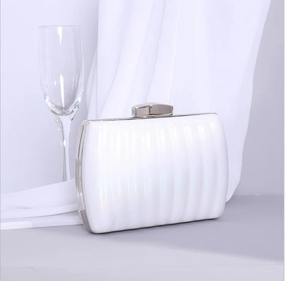 Women Small white Evening Bags female Christmas present Clutch Purses Wedding Rhinestone Handbags Bridal clutch Bags clutches