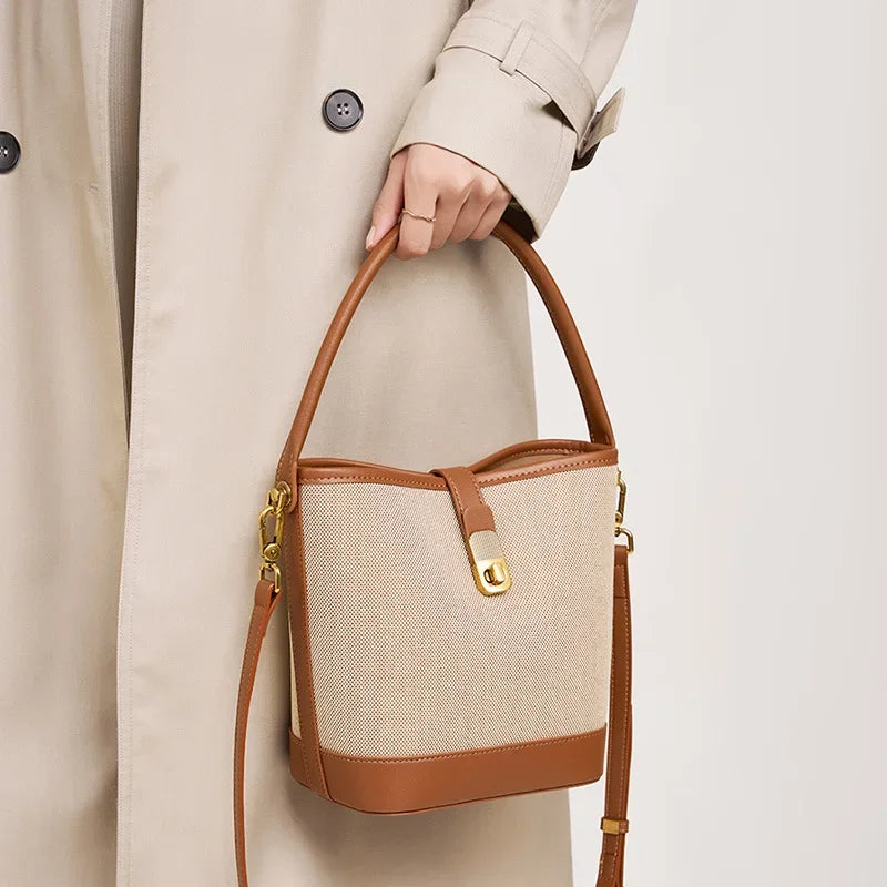 Women's 2024 New Water Bucket Bag Crossbody Handbag with Advanced Sense, Commuter Weaving Shoulder Bag