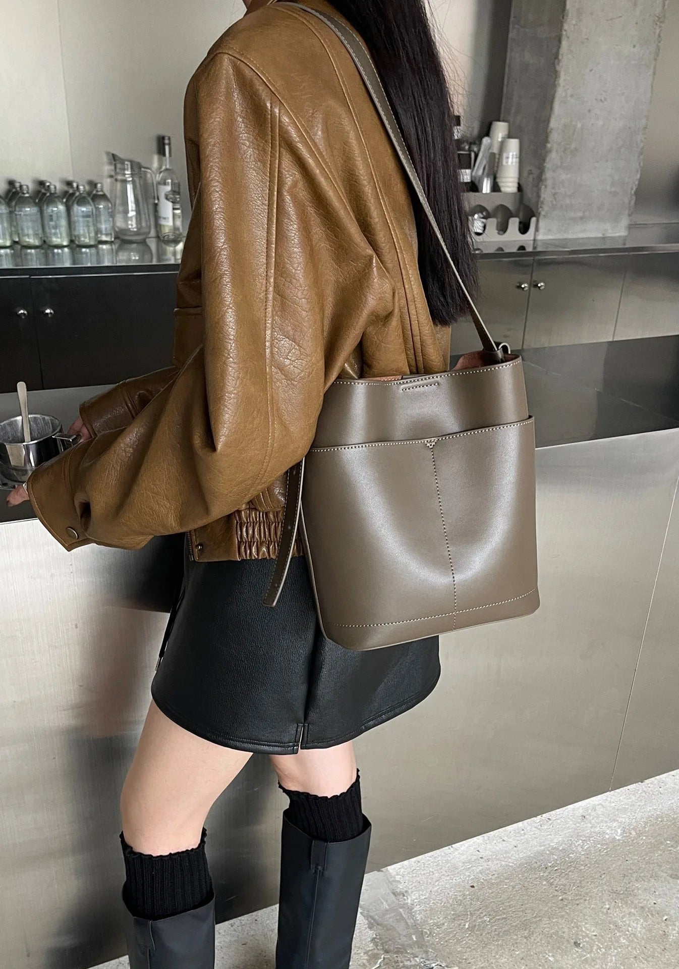 Women's Bag 2024 New Minimalist Commuter Bucket Bags Underarm Wide Shoulder Strap Crossbody Tote Solid Large Capacity Bolsas