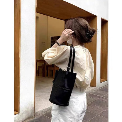 Women's Bag Korean Edition Tote Bucket Bag 2024 New Fashion Large Capacity Handheld Underarm Bag Trendy
