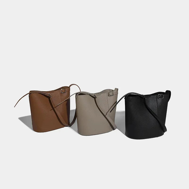 Women's Bucket Simple 2024 High-end Soft Leather Large Capacity Shoulder Casual Versatile Child-Mother Bag
