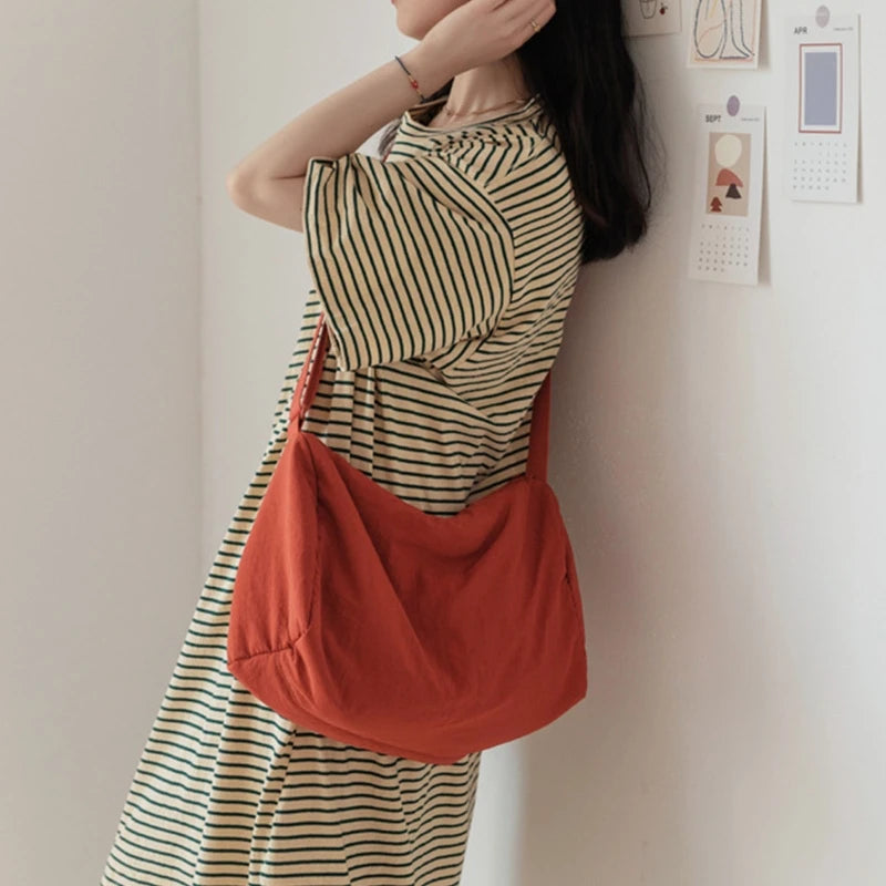 Women's Casual Satchels All-matching Crossbody Bags Simple Shoulder Bag with Adjustable Strap Stylish Nylon Schoolbag