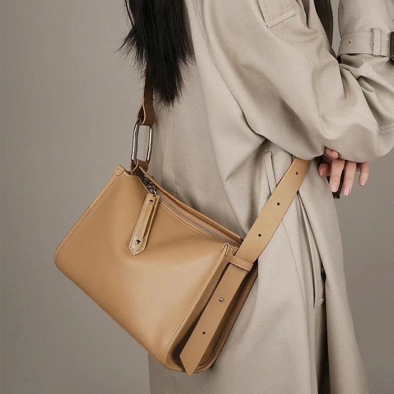 Women's Cowhide Messenger 2024 High Quality Brown Leather Large Capacity Minimalist Crossbody Female Luxury Bag