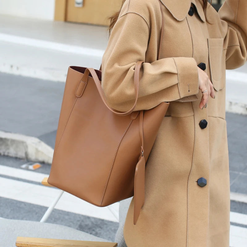 Women's Designer Large Capacity Handbags Fashion Soft Shopping Tote Versatile Solid Casual Commuter All-match Shoulder Bags