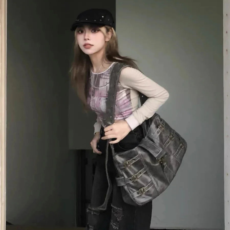 Women's French Retro Large-capacity Black And Gray Crossbody 2024 High-end Commuter Fashion Shoulder Handheld Tote Bag