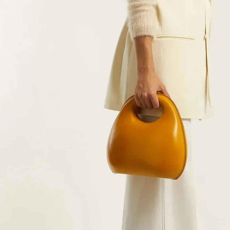 Women's Handbag Ins Egg Street Fashion Small Round High-end Shell Crossbody Versatile Design Shoulder Bag