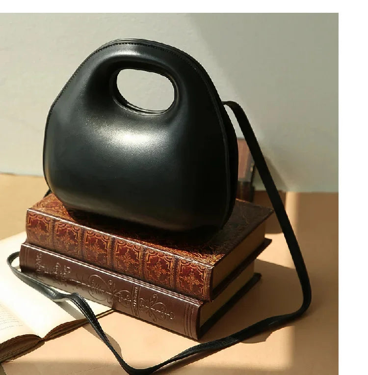 Women's Handbag Ins Egg Street Fashion Small Round High-end Shell Crossbody Versatile Design Shoulder Bag