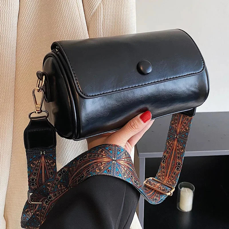 Women's Retro Shoulder Spring New Fashion Messenger Niche High Sense Cylinder Crossbody Bag