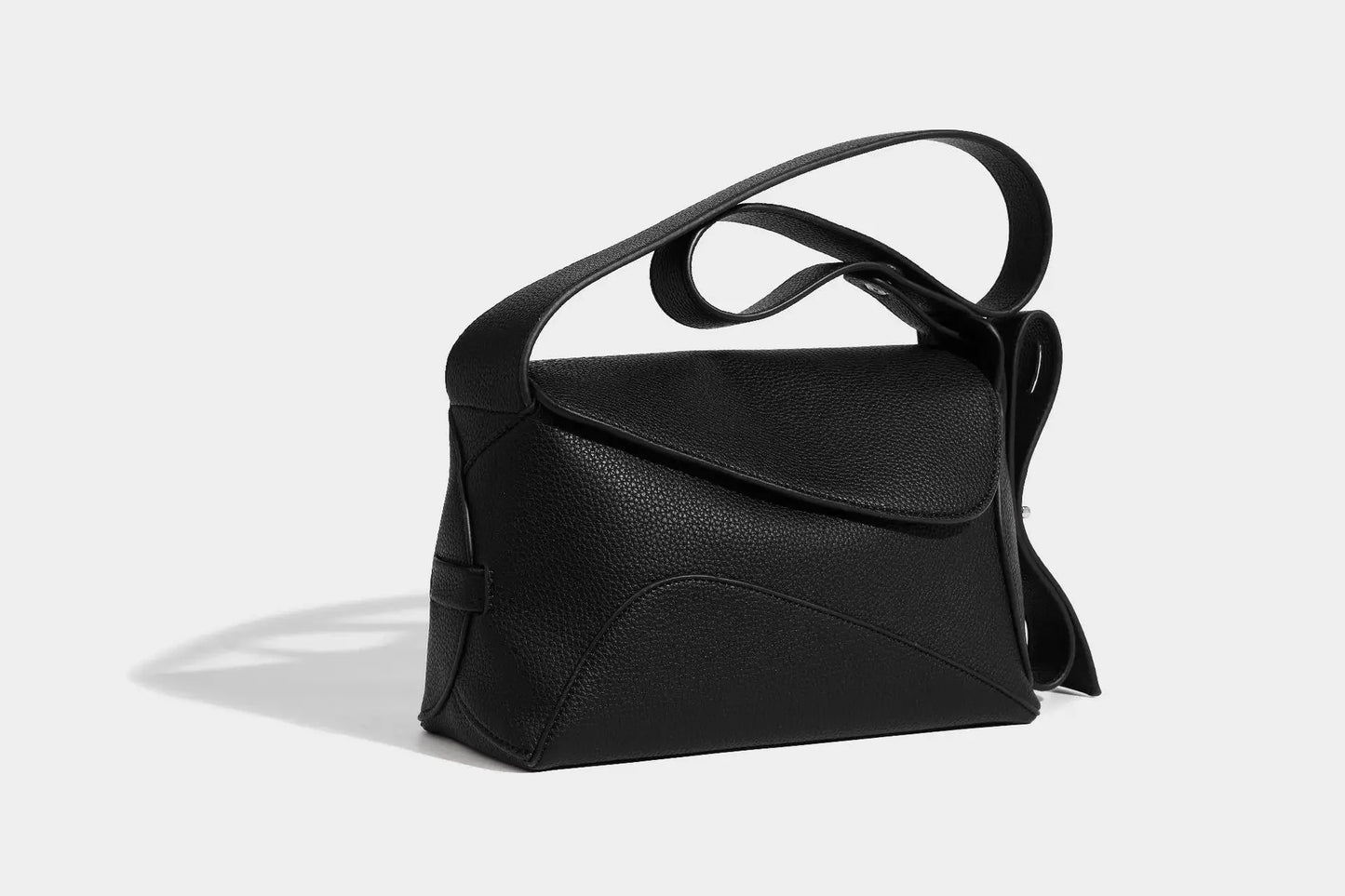 Women's Shoulder Small Square 2024 Summer Fashion Pillow Solid Color Commuter Crossbody Design Armpit Bag