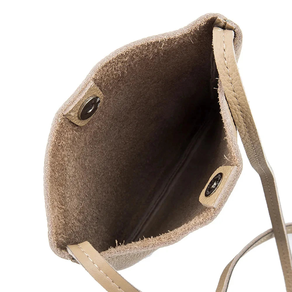 Women's Small Shoulder Lightweight and Fashionable Mini Soft Leather Phone Bag, Japanese Style Simple Commuter Crossbody Ba