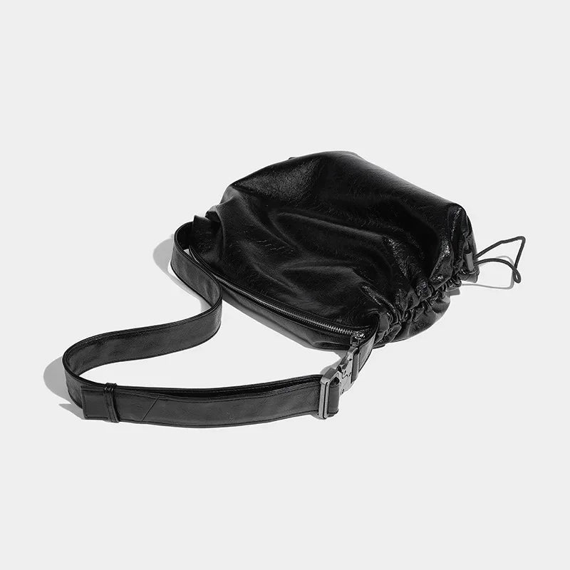 Women's Tote Retro Casual Pleated 2024 Oil Wax Leather Large Capacity Underarm Niche Design Drawstring Crossbody Bag