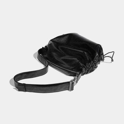 Women's Tote Retro Casual Pleated 2024 Oil Wax Leather Large Capacity Underarm Niche Design Drawstring Crossbody Bag