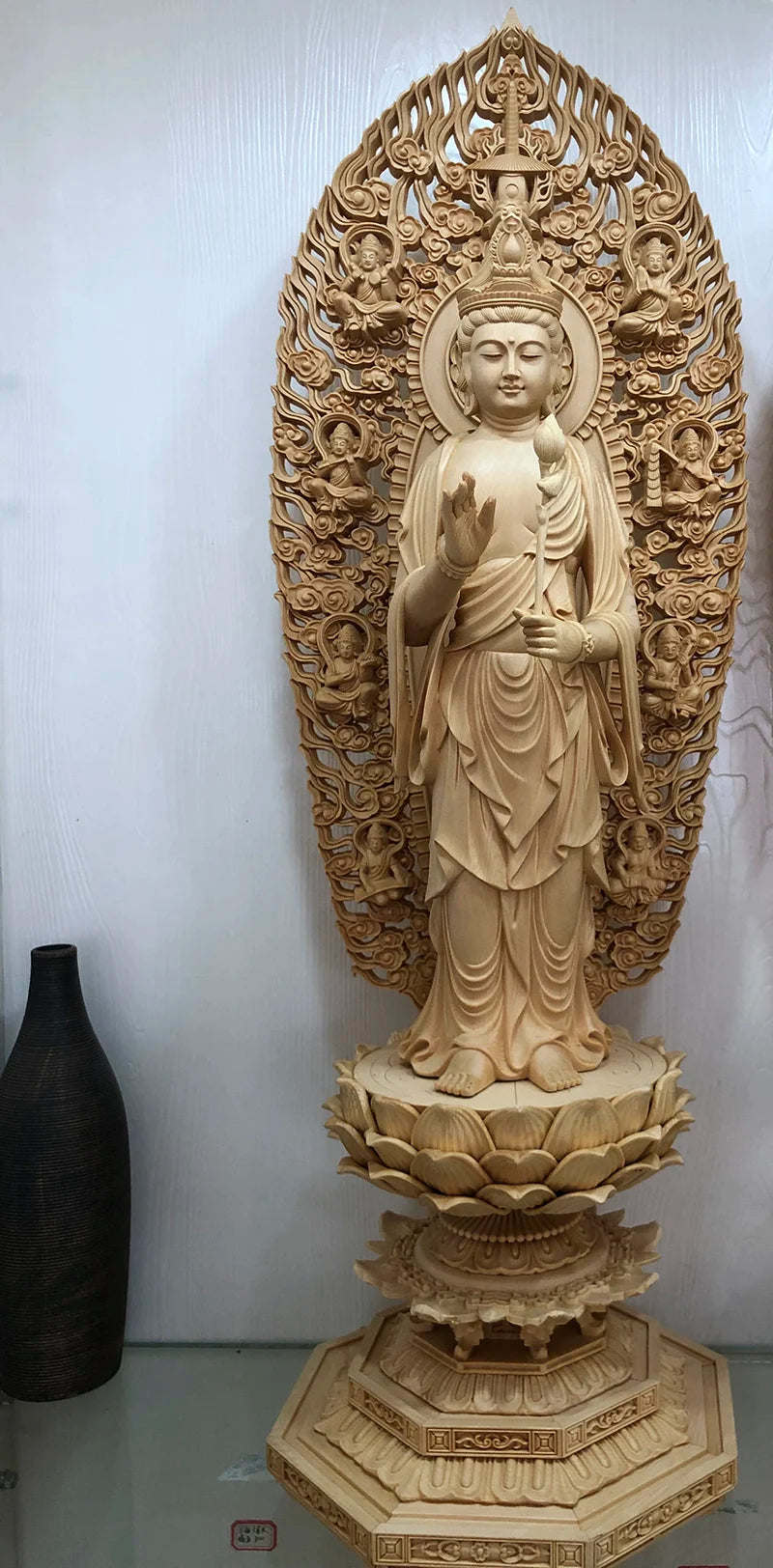 Wood carving Oversized Guanyin, Tathagata Buddha Characters Statue Solid Wood Art Carving Home Living Room office Feng Shui Idol
