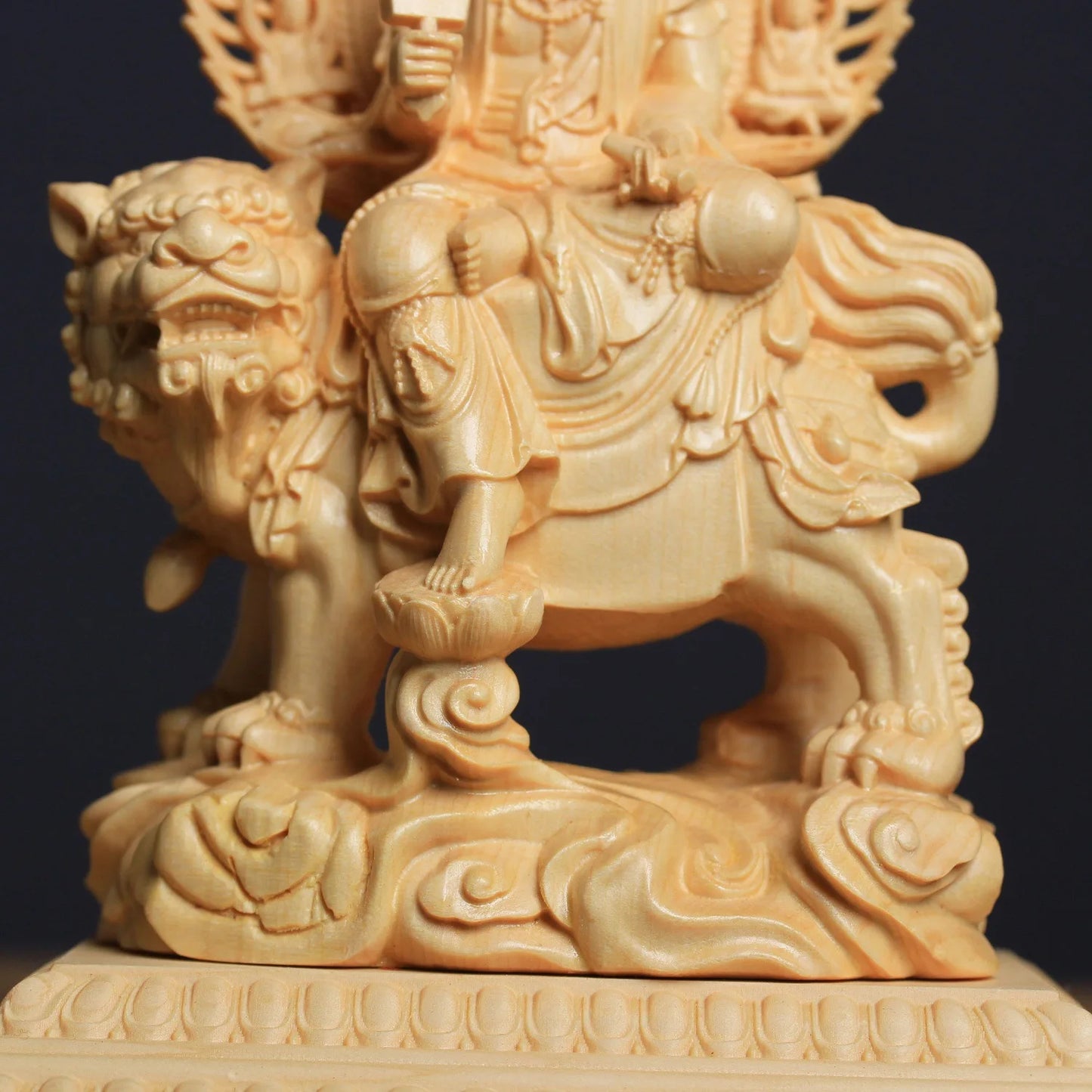 Wooden Carving Samantabhadra Manjushri Buddhist Figure Statue Solid Wood Carving Feng Shui Ornament  Home Living Room Decoration